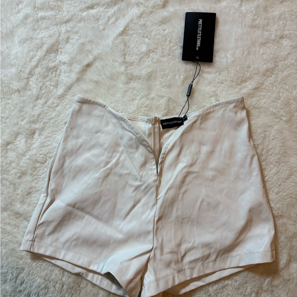 PrettyLittleThing High Waist Cream Shorts